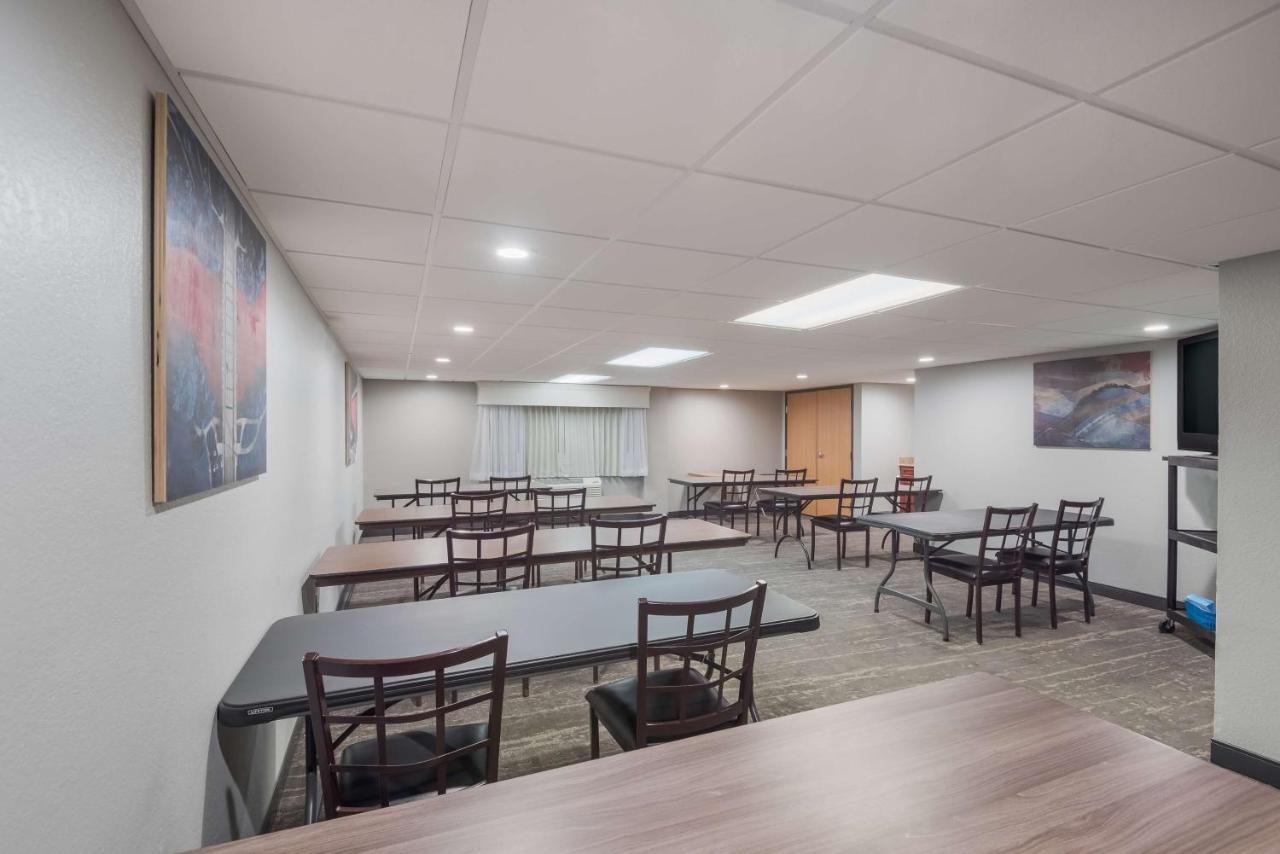 Best Western Fort Wayne I-69 North Esterno foto