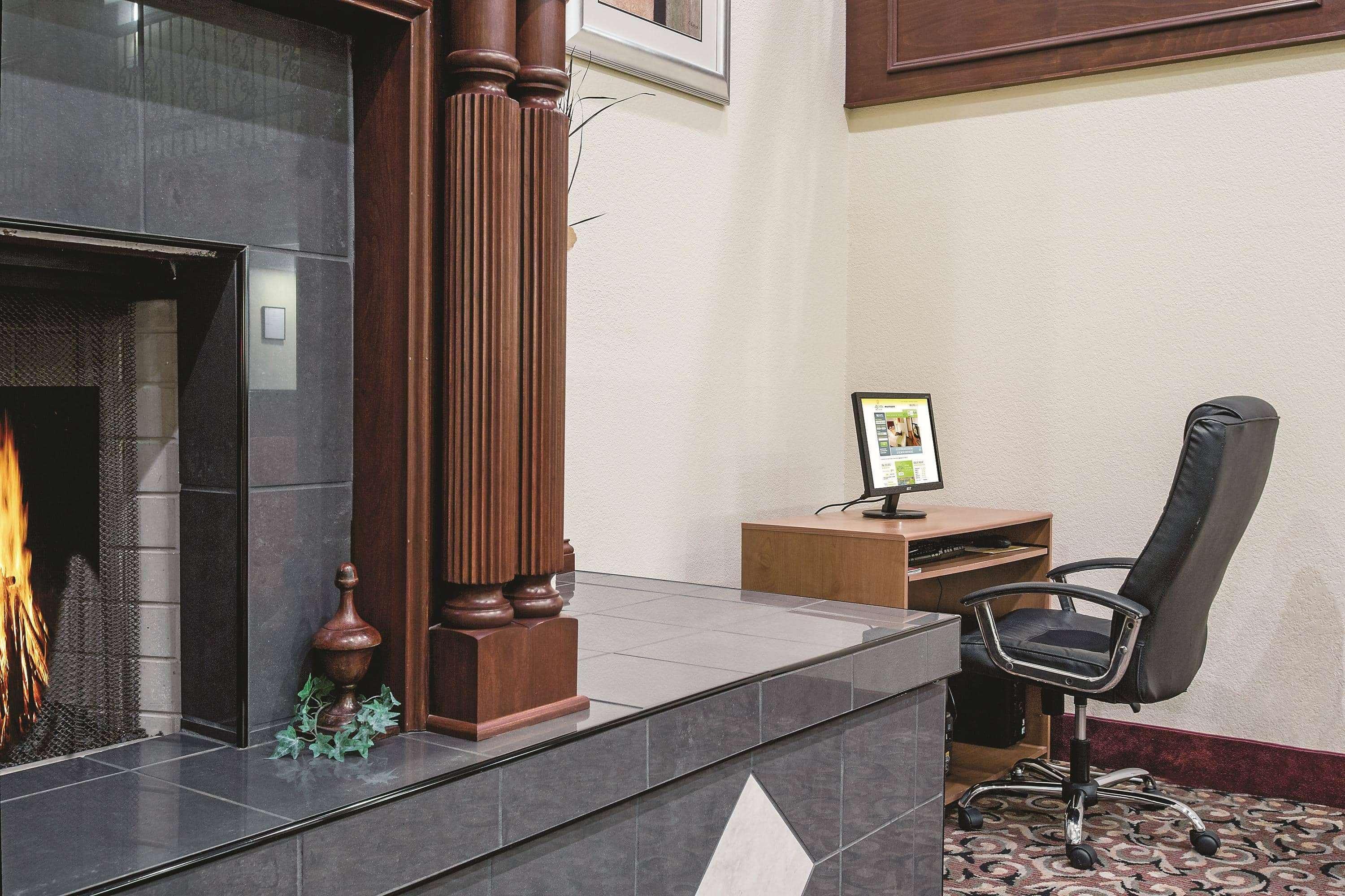 Best Western Fort Wayne I-69 North Esterno foto